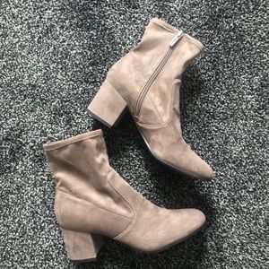 UNISA Tan Suede Ankle Boots